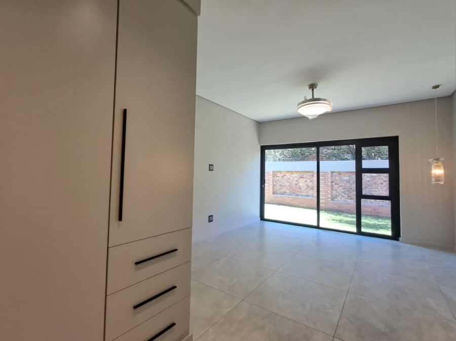 3 Bedroom Property for Sale in Brackenhurst Gauteng