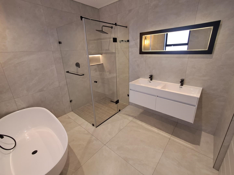 3 Bedroom Property for Sale in Brackenhurst Gauteng