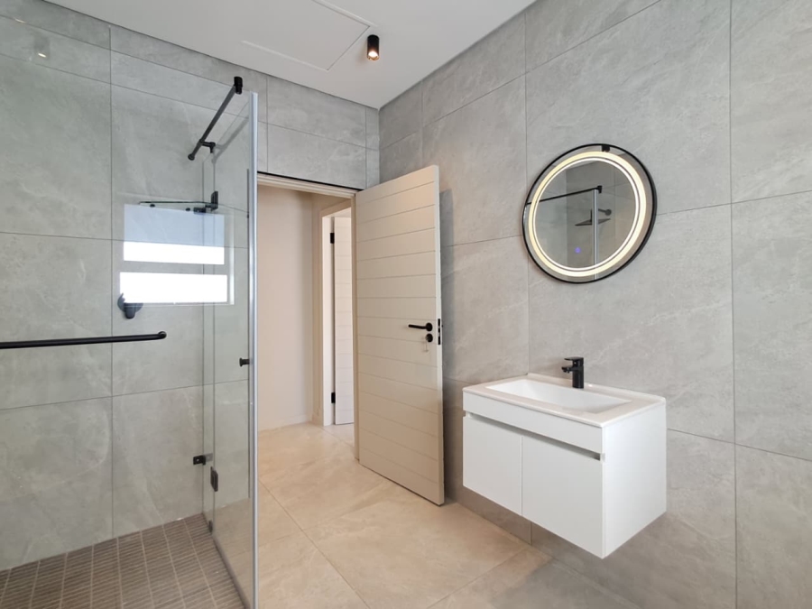 3 Bedroom Property for Sale in Brackenhurst Gauteng