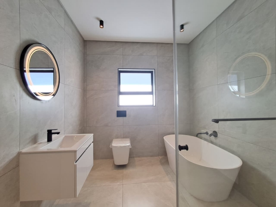 3 Bedroom Property for Sale in Brackenhurst Gauteng