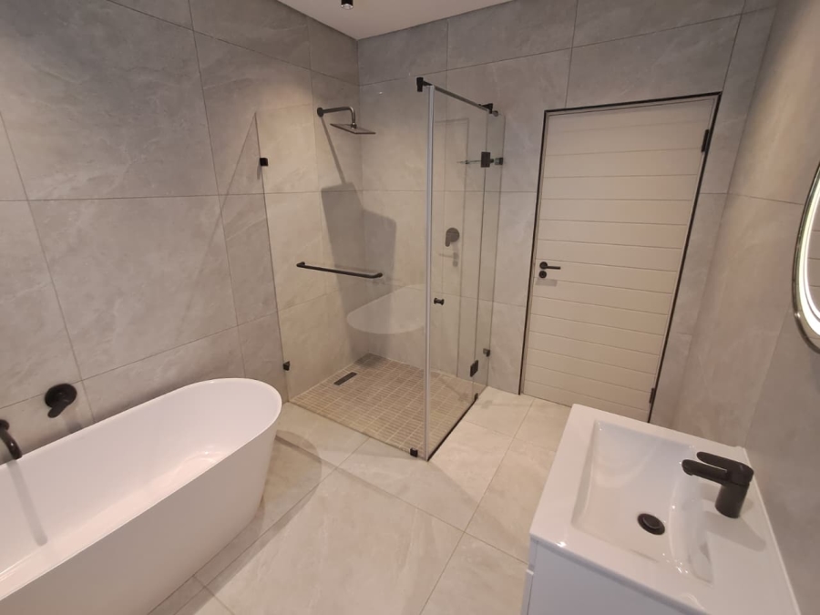 3 Bedroom Property for Sale in Brackenhurst Gauteng