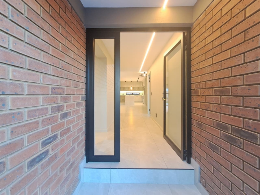 3 Bedroom Property for Sale in Brackenhurst Gauteng