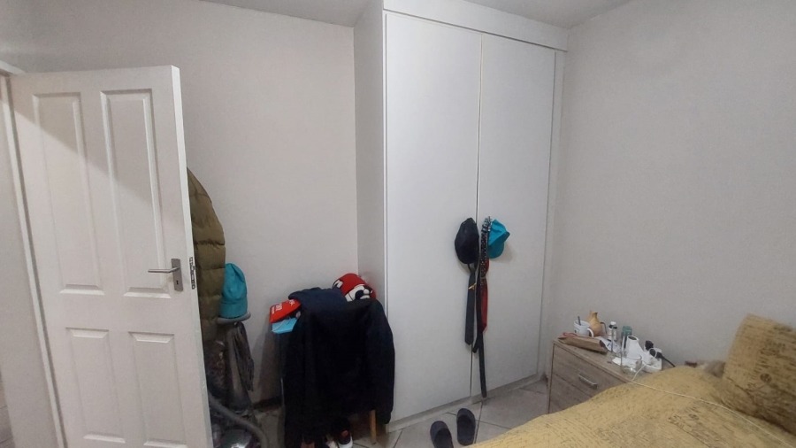 2 Bedroom Property for Sale in Albertsdal Gauteng
