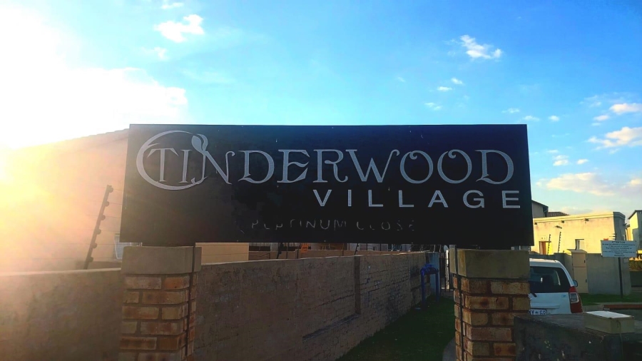 2 Bedroom Property for Sale in Albertsdal Gauteng