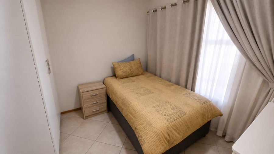 2 Bedroom Property for Sale in Albertsdal Gauteng