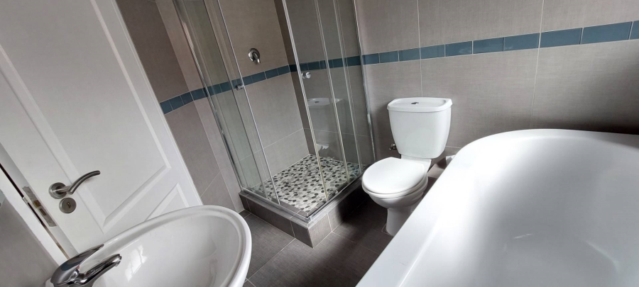 2 Bedroom Property for Sale in Bassonia Gauteng