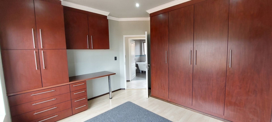 2 Bedroom Property for Sale in Bassonia Gauteng