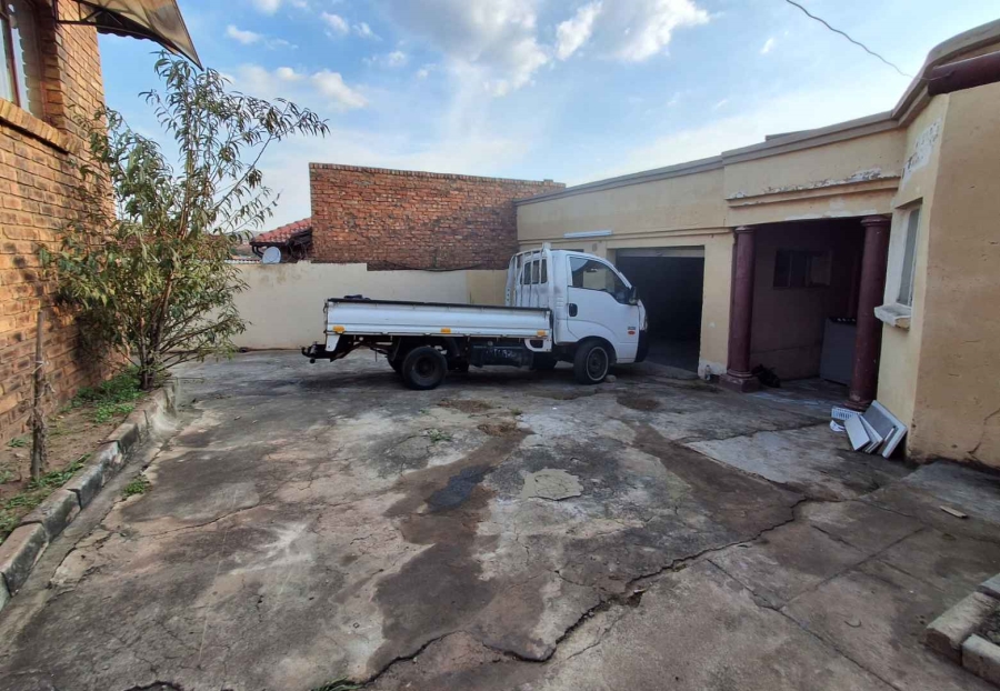 2 Bedroom Property for Sale in Atteridgeville Gauteng