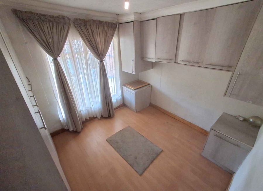 2 Bedroom Property for Sale in Atteridgeville Gauteng