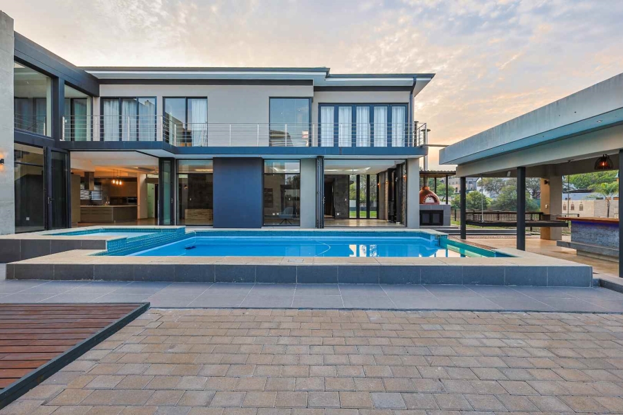 4 Bedroom Property for Sale in Silver Lakes Golf Estate Gauteng