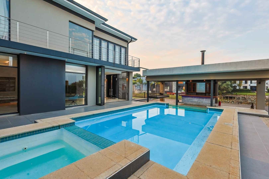 4 Bedroom Property for Sale in Silver Lakes Golf Estate Gauteng