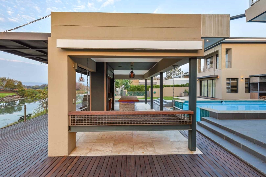 4 Bedroom Property for Sale in Silver Lakes Golf Estate Gauteng