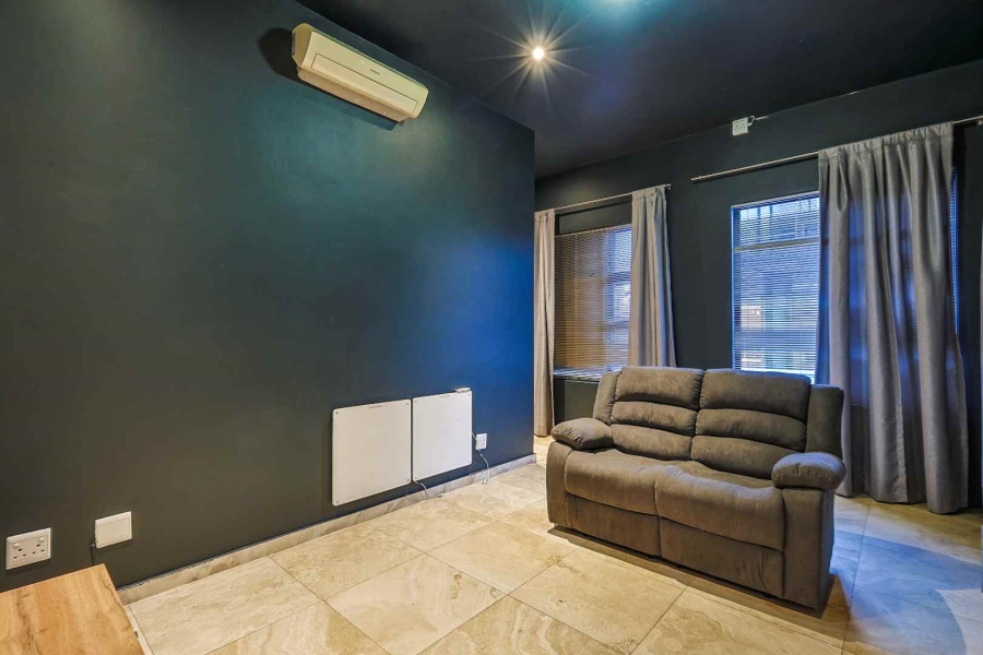 4 Bedroom Property for Sale in Silver Lakes Golf Estate Gauteng