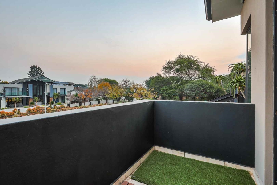 4 Bedroom Property for Sale in Silver Lakes Golf Estate Gauteng