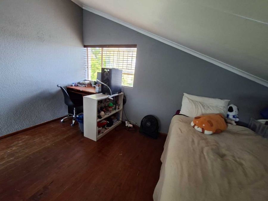 To Let 2 Bedroom Property for Rent in Weltevreden Park Gauteng