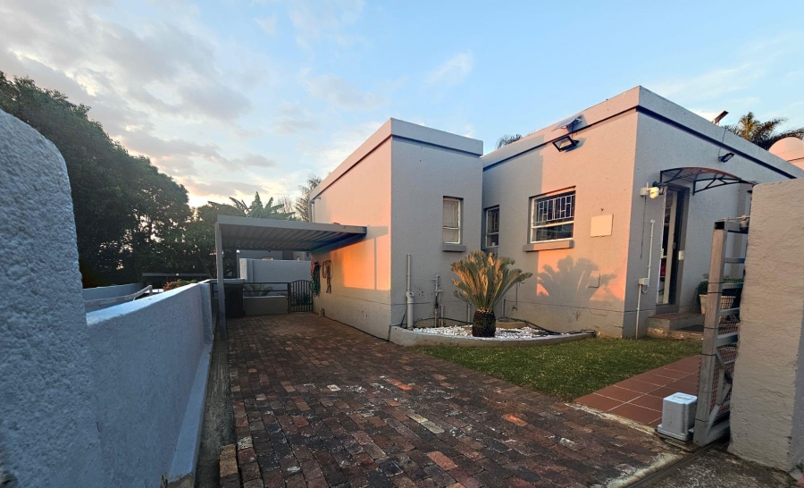 2 Bedroom Property for Sale in Radiokop Gauteng