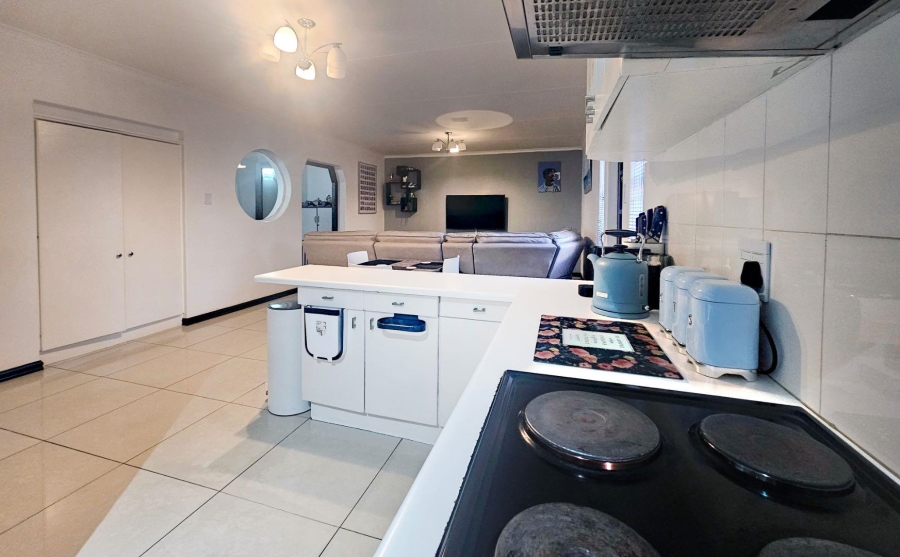 2 Bedroom Property for Sale in Radiokop Gauteng
