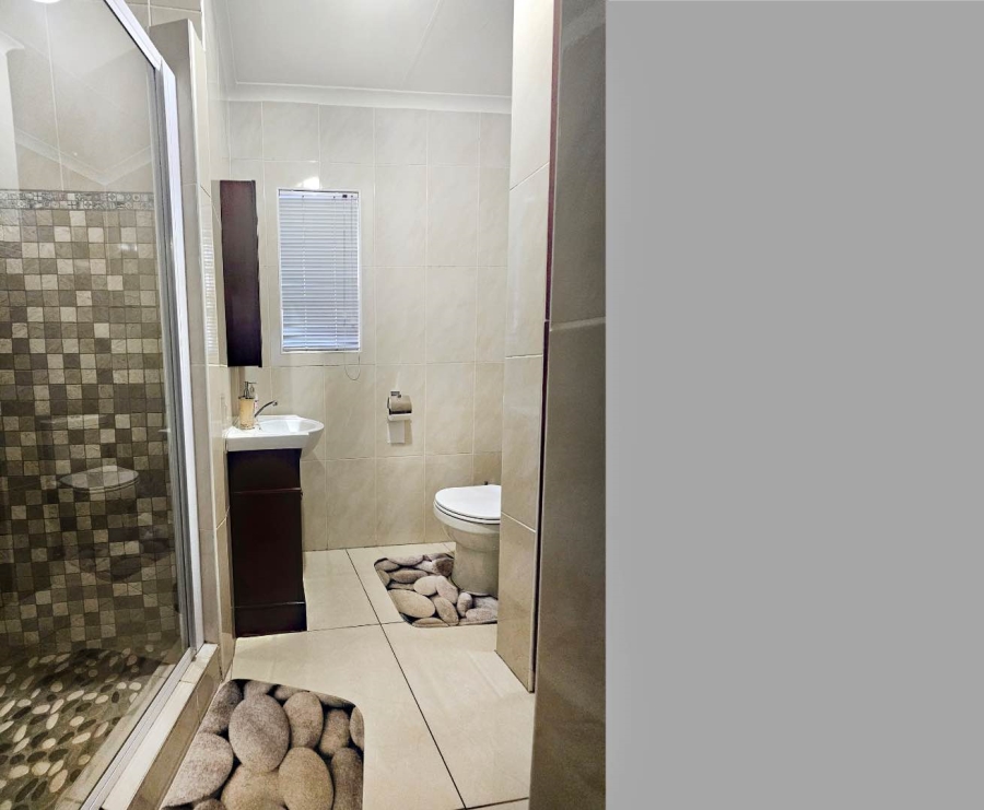 2 Bedroom Property for Sale in Radiokop Gauteng