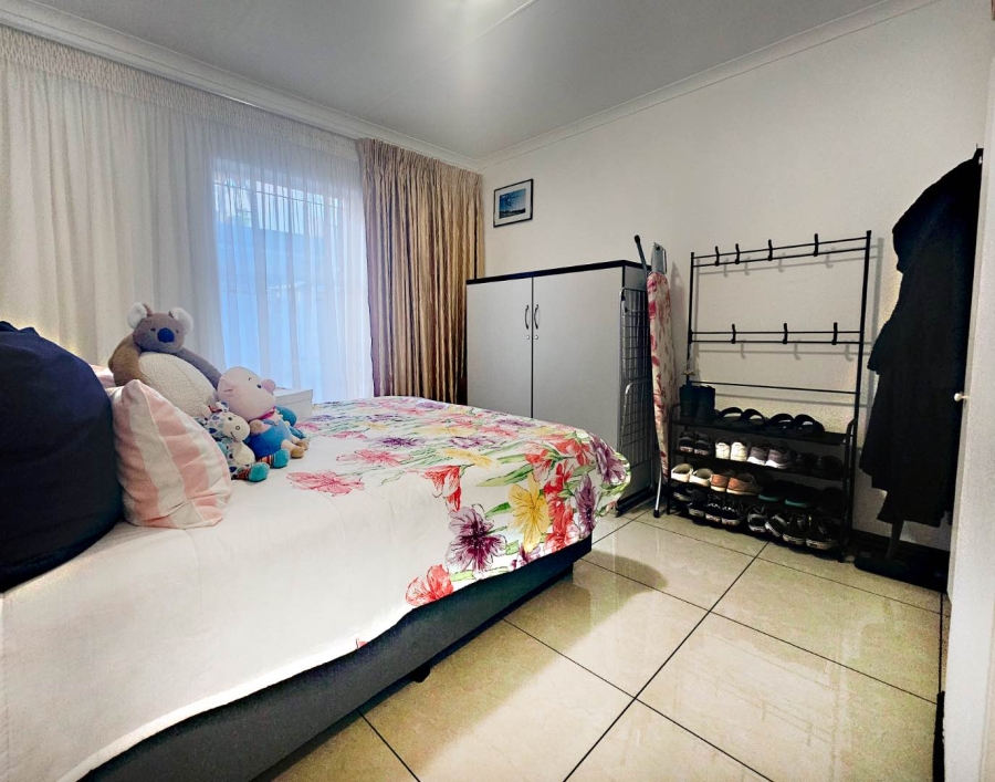 2 Bedroom Property for Sale in Radiokop Gauteng