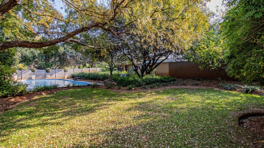 6 Bedroom Property for Sale in Florida Gauteng