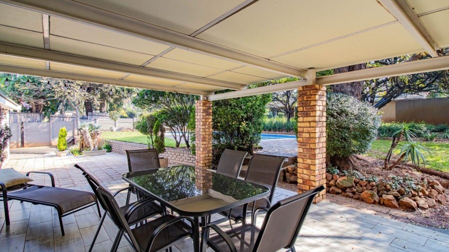 6 Bedroom Property for Sale in Florida Gauteng