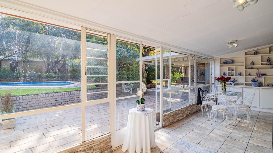 6 Bedroom Property for Sale in Florida Gauteng