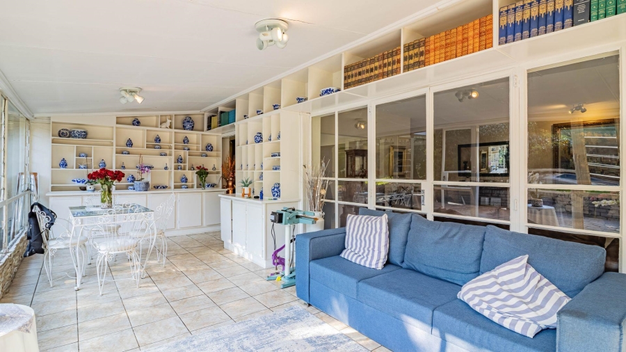 6 Bedroom Property for Sale in Florida Gauteng