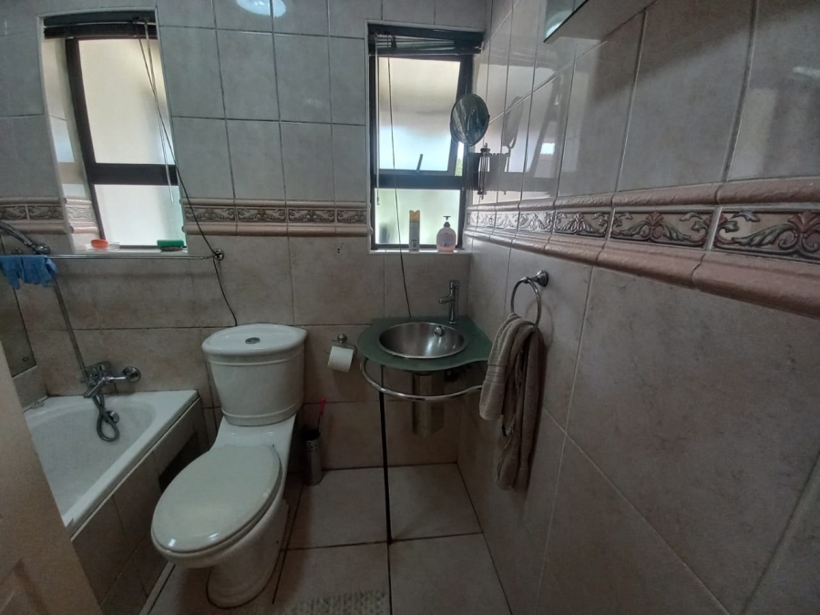 4 Bedroom Property for Sale in Sunward Park Gauteng