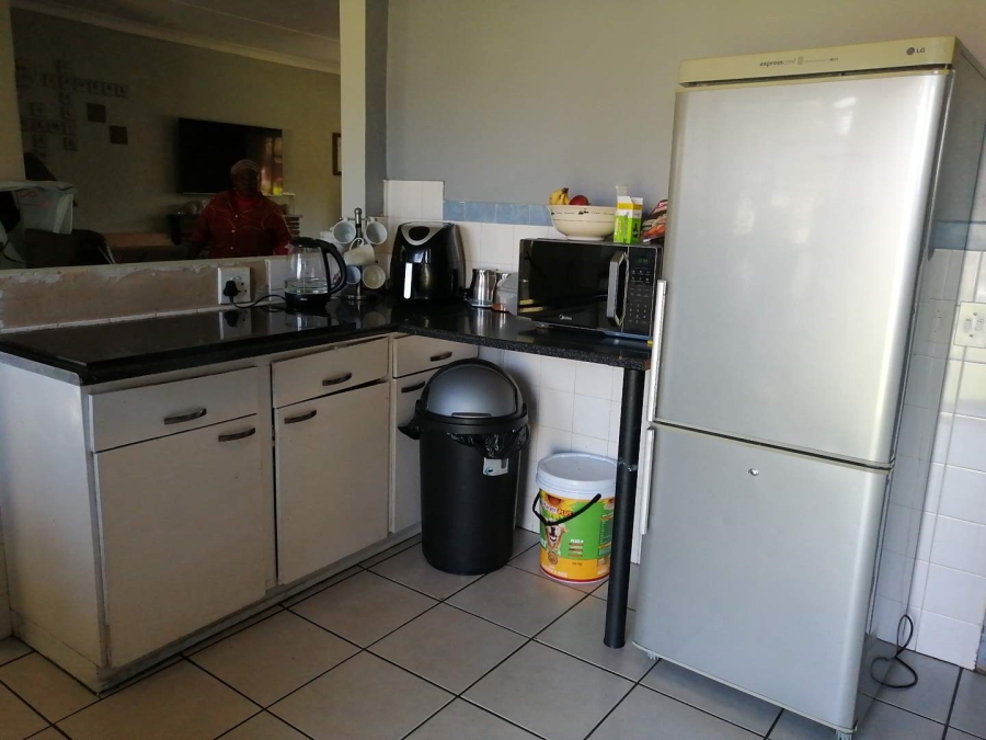 3 Bedroom Property for Sale in Parkdene Gauteng