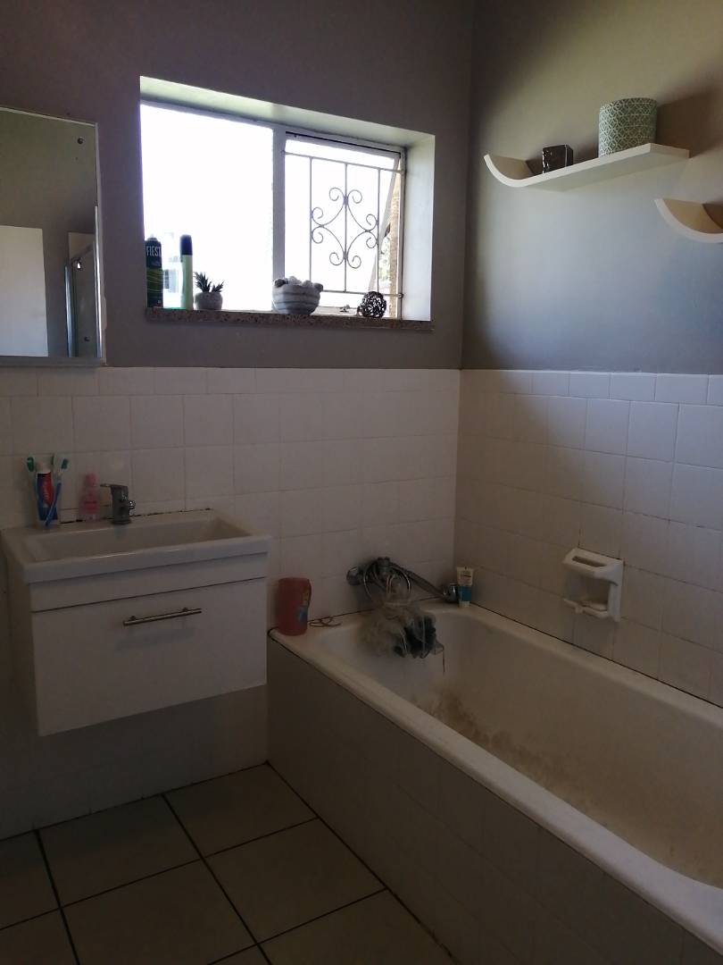 3 Bedroom Property for Sale in Parkdene Gauteng