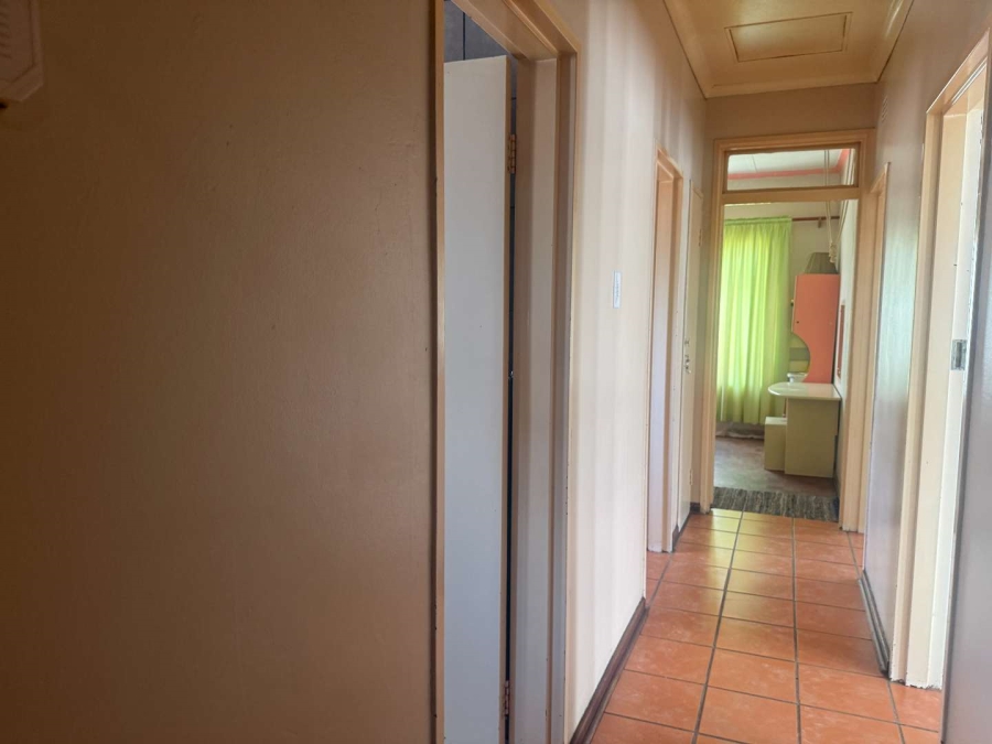4 Bedroom Property for Sale in Witpoortjie Gauteng