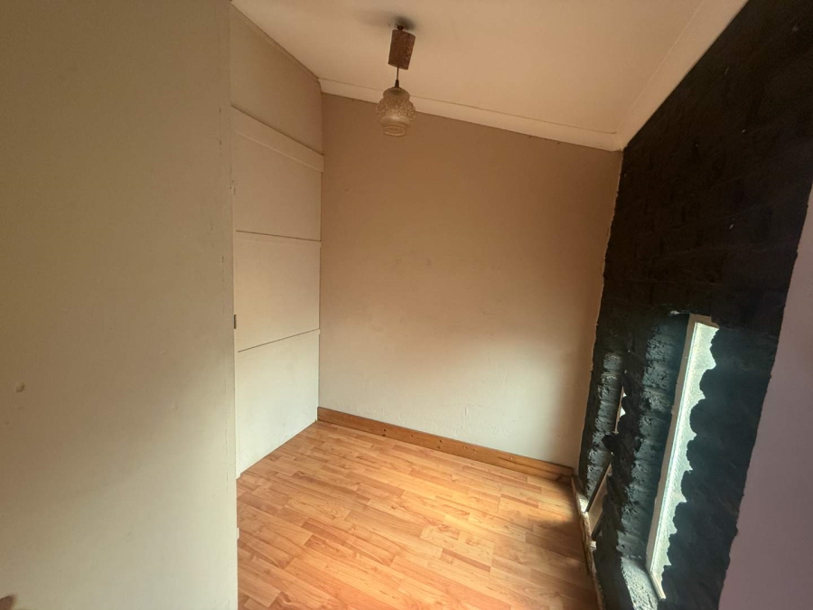 4 Bedroom Property for Sale in Witpoortjie Gauteng