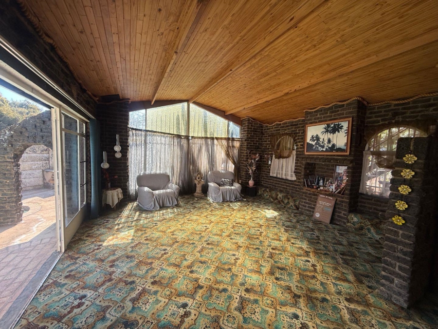 4 Bedroom Property for Sale in Witpoortjie Gauteng