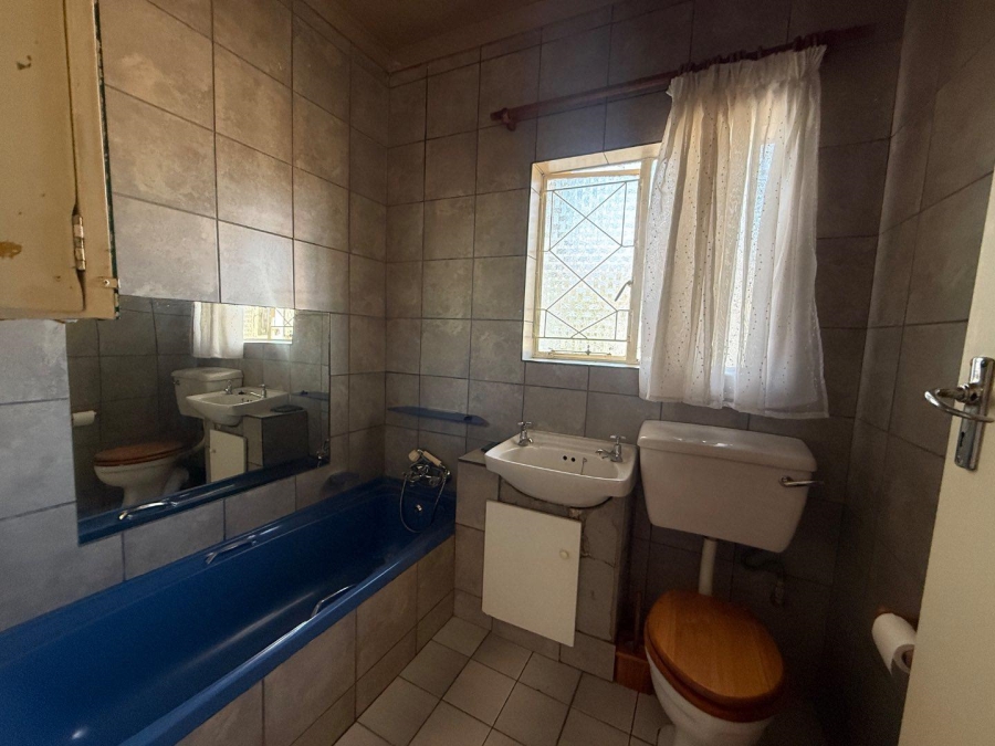 4 Bedroom Property for Sale in Witpoortjie Gauteng