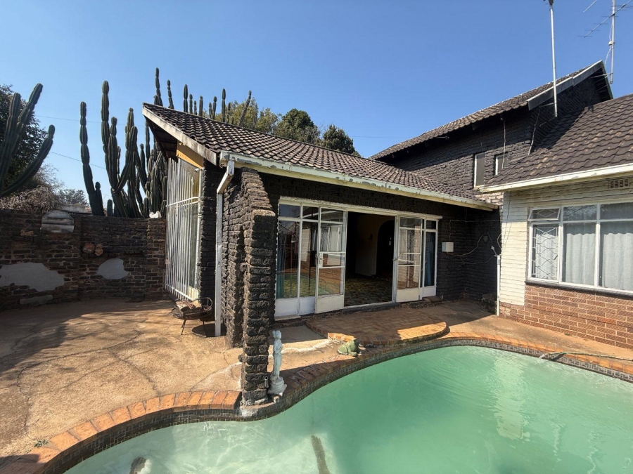4 Bedroom Property for Sale in Witpoortjie Gauteng