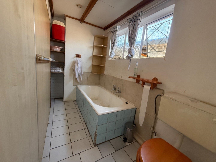 4 Bedroom Property for Sale in Witpoortjie Gauteng