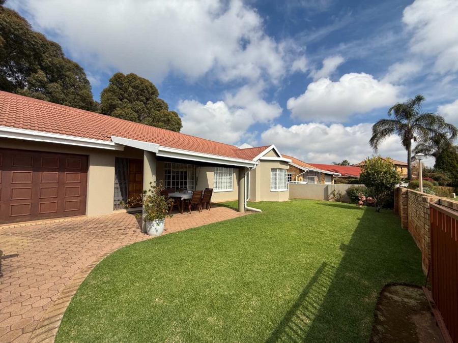3 Bedroom Property for Sale in Bergbron Gauteng
