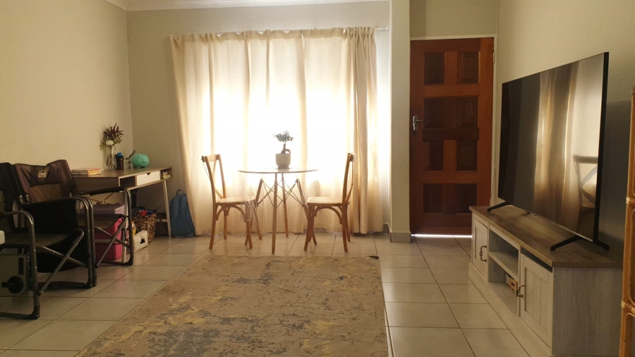 2 Bedroom Property for Sale in Boskruin Gauteng