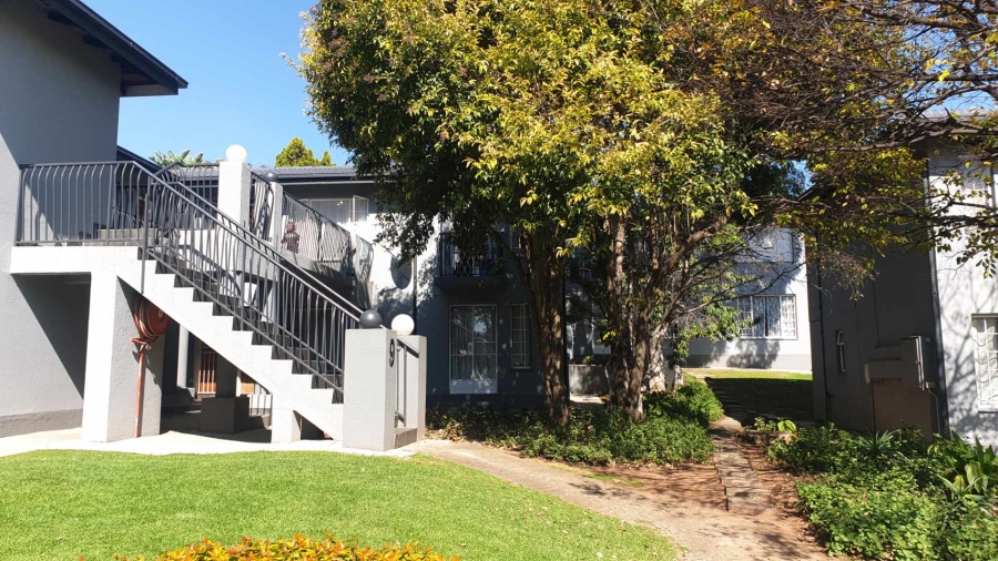 2 Bedroom Property for Sale in Boskruin Gauteng