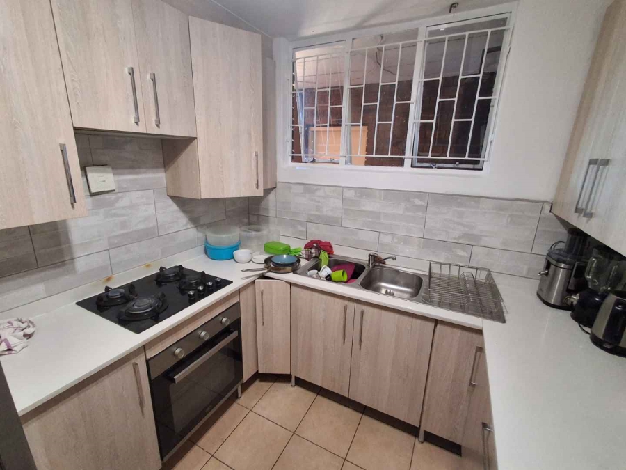 2 Bedroom Property for Sale in Silverton Gauteng