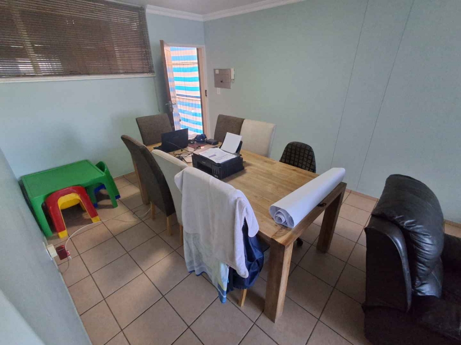 2 Bedroom Property for Sale in Silverton Gauteng