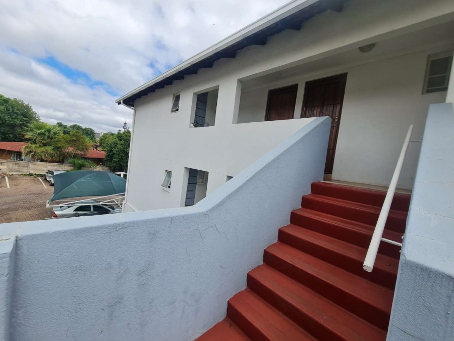 2 Bedroom Property for Sale in Groenkloof Gauteng