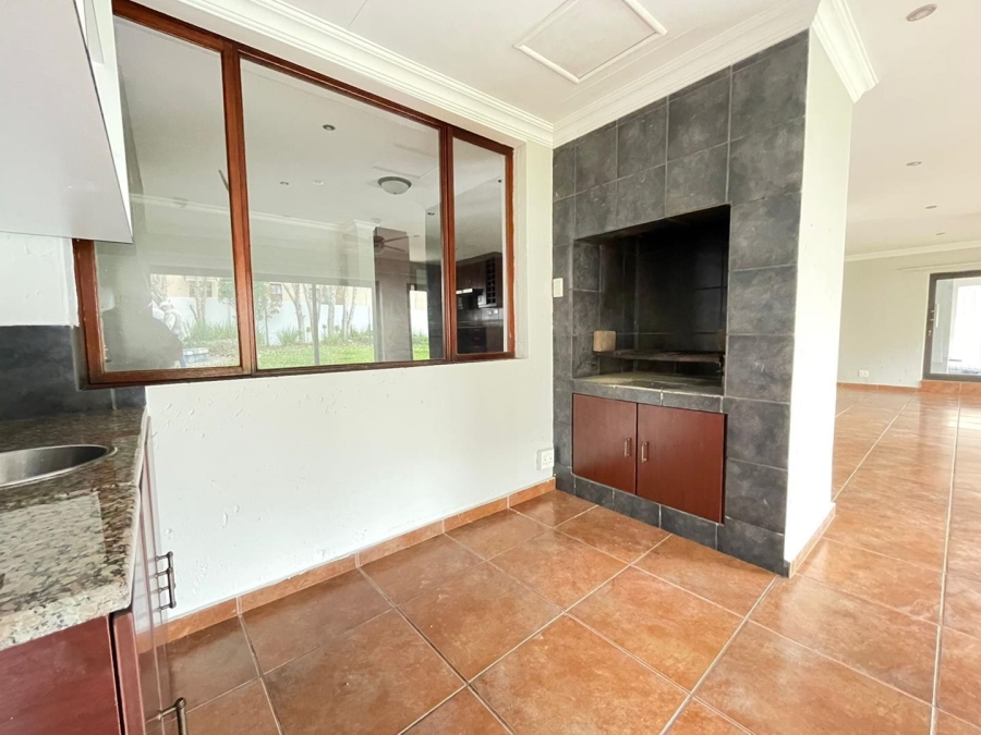 3 Bedroom Property for Sale in Rooihuiskraal North Gauteng