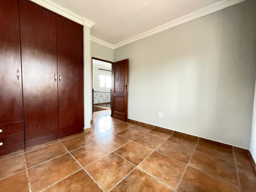 3 Bedroom Property for Sale in Rooihuiskraal North Gauteng