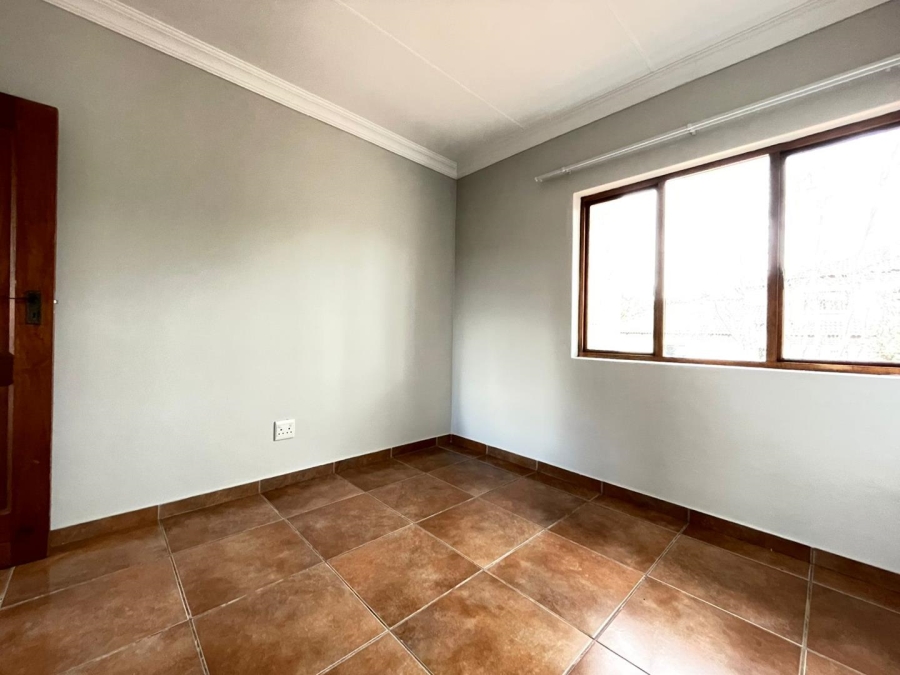 3 Bedroom Property for Sale in Rooihuiskraal North Gauteng