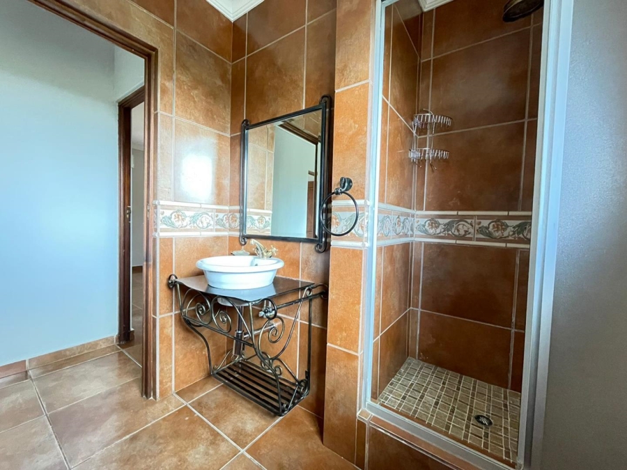 3 Bedroom Property for Sale in Rooihuiskraal North Gauteng