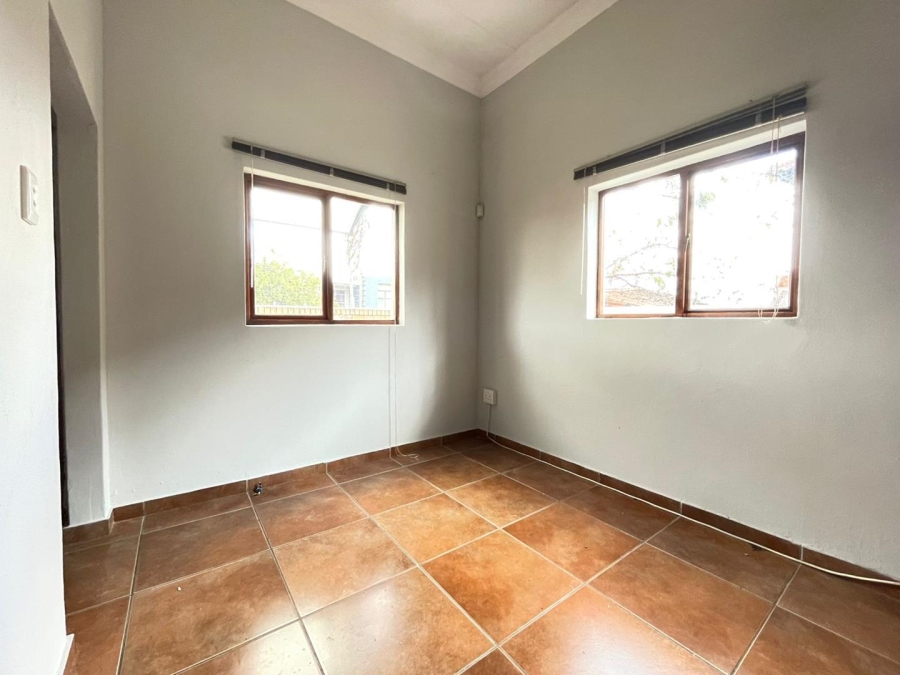 3 Bedroom Property for Sale in Rooihuiskraal North Gauteng