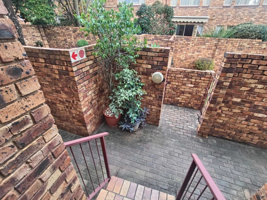 2 Bedroom Property for Sale in Wierdapark Gauteng