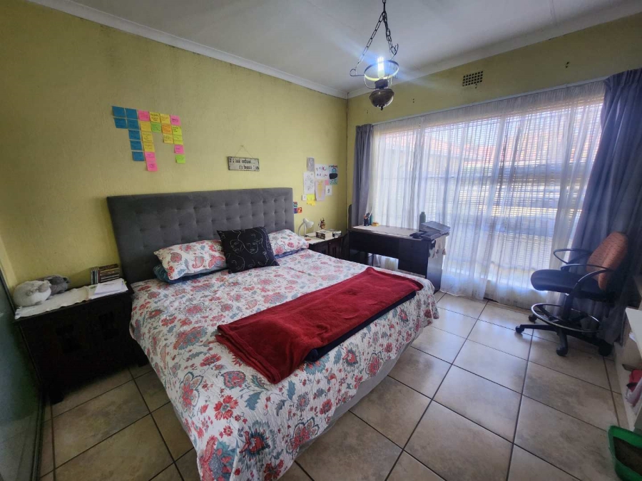 4 Bedroom Property for Sale in Randhart Gauteng