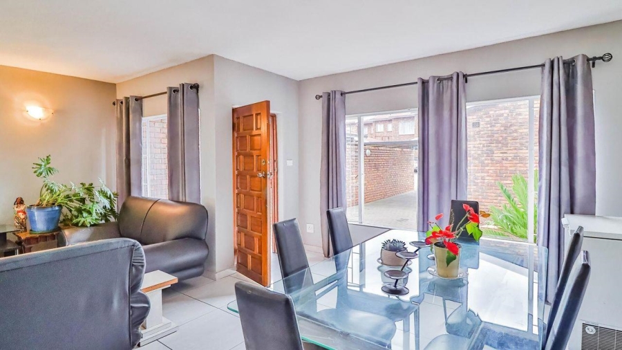 3 Bedroom Property for Sale in Brackenhurst Gauteng